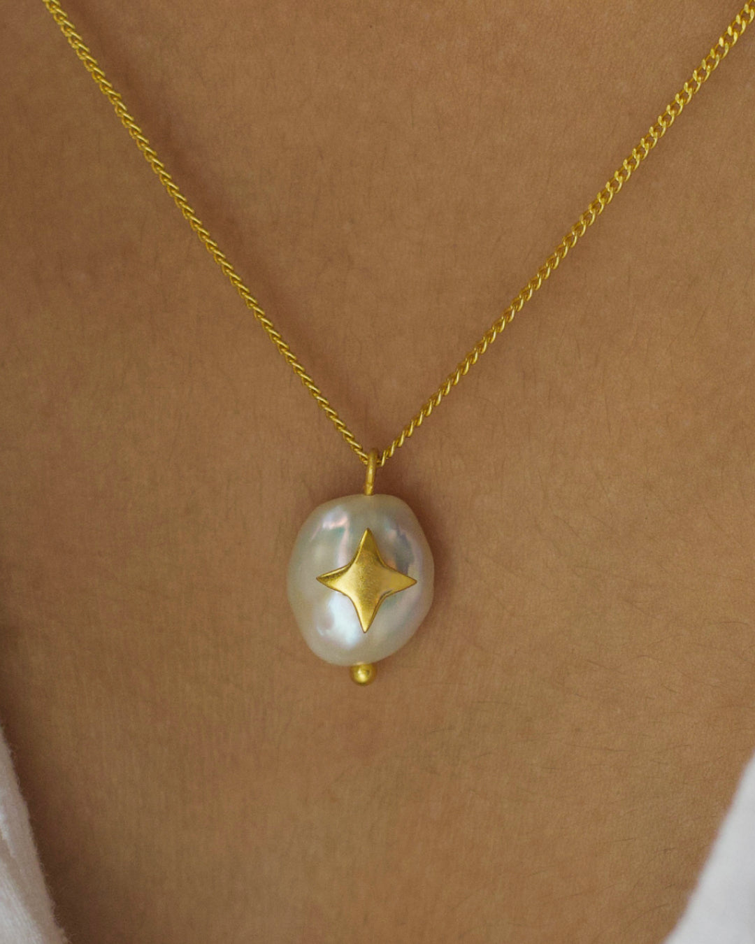 Cosmic Pearl Sterling Silver Pendant with Chain