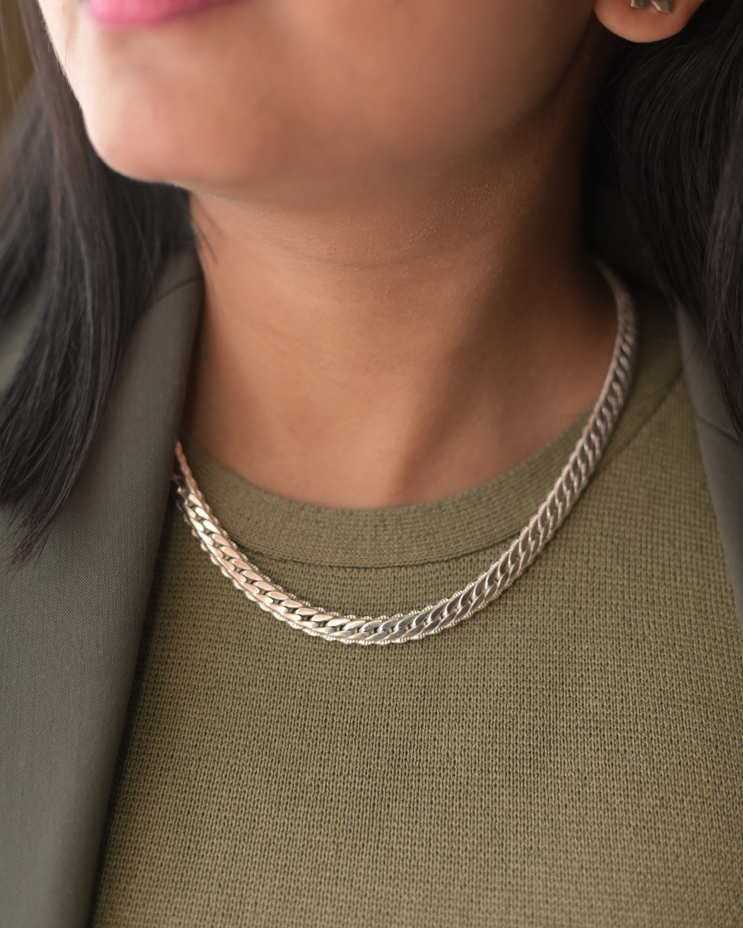 Unisex Biche Necklace