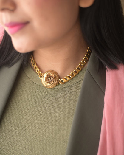 British Rose Choker
