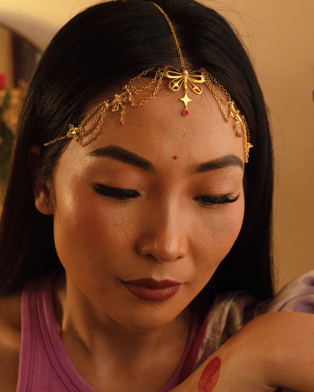 Drape of Wings Hair Ornament
